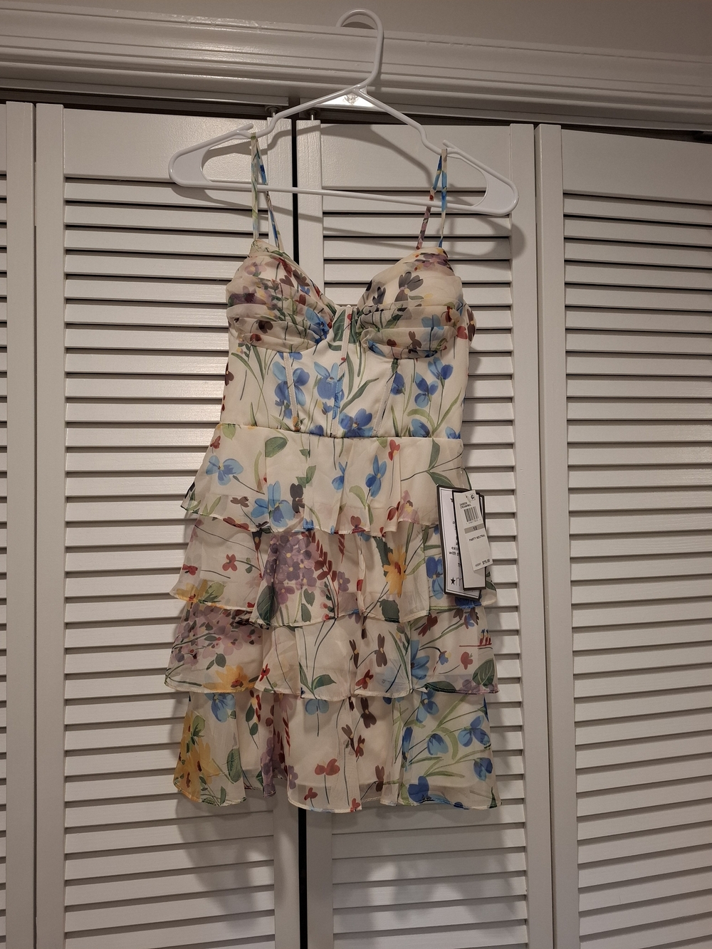 NWT Size 1/2 Floral Tiered Ruffle Mini Dress Cream with Blue & Multicolor Blooms